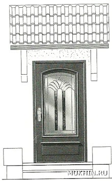 Входная дверь с крыльцом и навесом